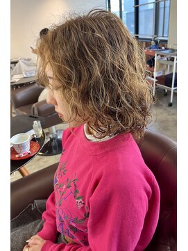 ビハインドザカーテン(BEHIND THE CURTAIN) ボブルフパーマ×レイヤーカットパーマ＋無造作パーマ