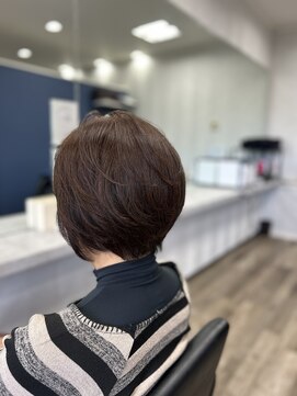 アトレ(attrait) ☆前下りショートボブ☆@attrait_total_beauty