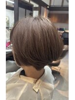 ラプチャー 上小田井(RAPTURE) 明るい白髪染め似合わせカットショートボブ