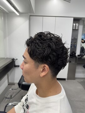 グルーマーズトウキョウ(GROOMER/S TOKYO) ブルーブラックスペインカール韓国マッシュ無造作パーマ神保町