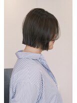 ロスカ(Loska)&nbsp;切りっぱなしボブ×ナチュラルストレート