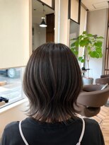 ウーラ 三条店(uura)&nbsp;ミディアムレイヤースタイル