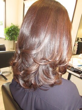 コア フィール ア デイ(COIFFURE A DAY) 愛されミディアム