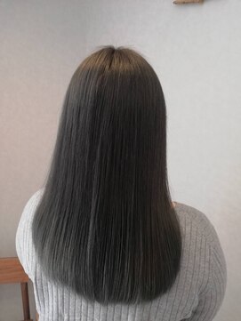 アフィックスヘア 新小岩(affix hair) 透明感あふれるアッシュカラー