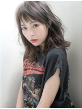 トッカ 中目黒店(tocca) 【tocca 中目黒】カジュアル＆フェミニンミディ