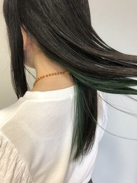 ユイテ 新河岸店(yuite) インナーカラー　グリーン　デザインカラー