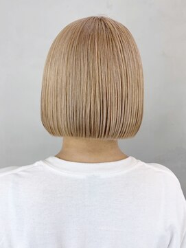 アルバム 池袋(ALBUM) ミルクティーベージュボブ_外ハネボブセクションカラー_ba401392