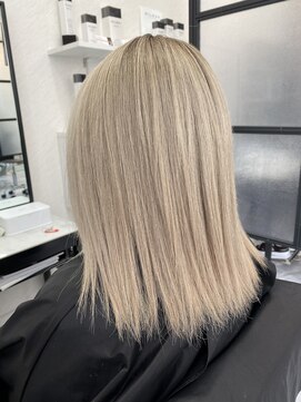 ラムシェール(LamChele) 【lamchele】ホワイトミルクティー×ブリーチカラー