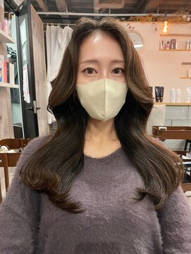 空 韓国風ヘア/くびれ巻き/顔周りカット