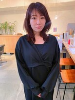 ドルセプラタ(Dulce plata)&nbsp;ミディアムレイヤーカット×透明感カシスレッド艶カラー