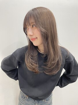 サンク 原宿 表参道(cinq) ミルクティーベージュくびれボブハイトーンカラーケアブリーチ