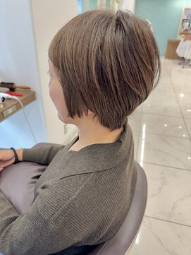 アッシュ 下北沢店(Ash) カット＆リュクスカラーのショートボブ