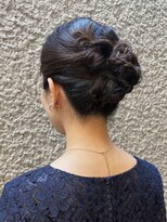 ブルートマト(BLUE TOMATO) まとめ髪arrange