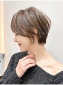 丸みショートボブ/レイヤー/20代30代40代50代/顔周りカット