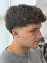 メグロバーバーショップロッポンギ 目黒六(MEGURO BARBER SHOP 6PPONGI)&nbsp;テーパーフェード