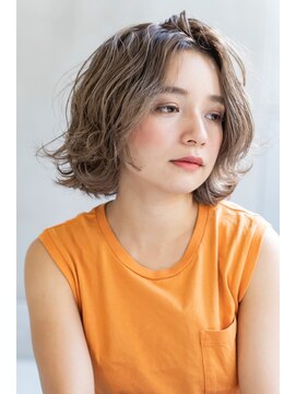 シエナ 渋谷(Siena) sienaフォギーベージュ×大人センターパート