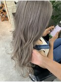 グレージュロング　グレーより