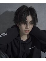 シン(syn)&nbsp;前下がりセンターパート