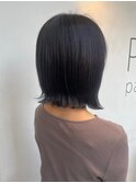 小顔外ハネミディアム20代30代40代切りっぱなしネイビーブラック