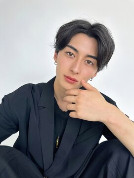 バランス 天王寺店(Balance) マッシュツーブロック束感黒髪シークレットパーマセンターパート