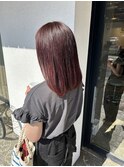 ミディアム。チェリーピンク。