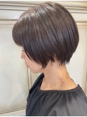 コンパクトな大人ショート×縮毛矯正