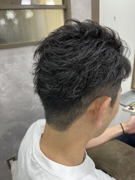 フェリテ 柏(Ferite) ★ツーブロック×無造作パーマ風★