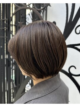 アブニール 我孫子(AVENIR) ボブ×アッシュカラー【我孫子/我孫子駅/ショート/髪質改善】