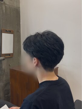 タメ(tame-) サーフカール/フェザーパーマ/ブルーブラック【都賀/メンズ】