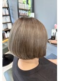 白髪ぼかし/ハイライト/大人可愛いハイライト/ボブ/ミニボブ