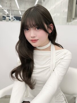 エヌアイ オモテサンドウ(ni omotesando) オリーブグレージュ/透明感カラー/レイヤーカット　上野