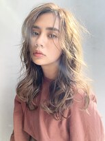 アルバム 銀座(ALBUM GINZA) 無造作ロング_ウェーブパーマフォギーベージュ耳かけ_86823