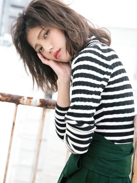 ロエル 牛久(Loel) 女っぽさ×個性の絶妙バランス☆NEOレイヤーフリンジセミディ♪