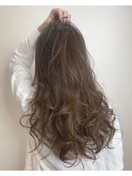 アニータバイガネイシャ(Aujua anita by ganesha) #レイヤー巻き髪スタイル#大人ブラウン#髪質改善#長浜#ブリーチ