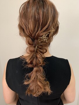 フェリーチェ(Felice) 結婚式 編み下ろし 金ピン ドレスアップ 花嫁 ウェディング