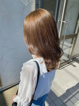 シェノンバイカリス(Chainon by charis) モノトーンアッシュ