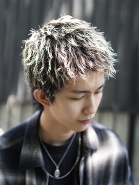 フィフス トウキョウ (fifth TOKYO) ビジネスショートスパイキーショートパーマツーブロック刈り上げ