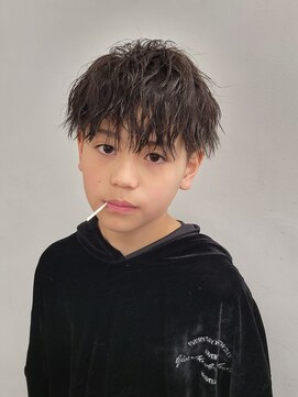 ロフト プロデュースドバイウシワカマル(loft produced by ushiwakamaru) キッズパーマ