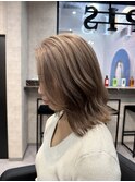 上品なカラーアッシュベージュ