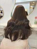 ラビス(Lovis)&nbsp;セミディ/シアーカラー/魅力倍増カール/ダークアッシュ