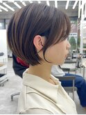 美髪シアーカラーピンクブラウンショートカット切りっぱなしボブ