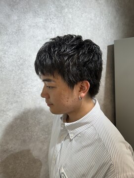 ラルス(Larus) ベリーショート/ダークアッシュ/ニュアンスパーマ/韓国マッシュ