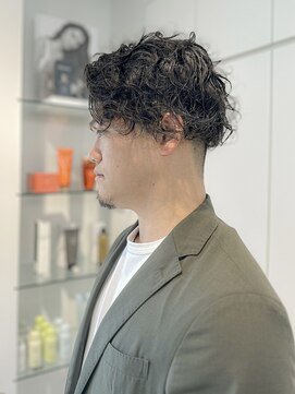 ロンドアンメゾン 原宿(Lond un Maison.) 【吉田智哉】ツイストパーマ、マンバン、ダークアッシュ