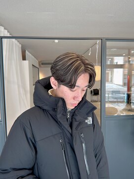 ノイ(noi) ブロンドハイライトカラー