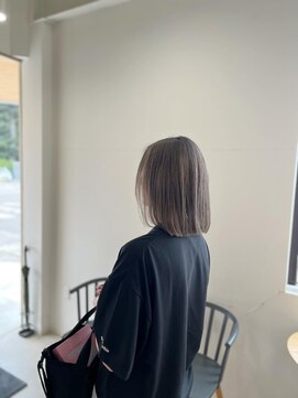 ヒュー(HUE) くすみベージュ/ラベンダーミルクティー