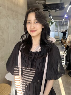 ソルトウォーター(SALT WATER) ピンクベージュ/イメチェン/ハイトーン/ブリーチ/恵比寿/代官山