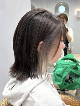 【Tierra美侑】ホワイトベージュインナーカラーでワンポイント