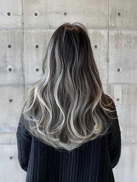 ネハス ナガオカ(nehus.nagaoka) バレイヤージュ/ブリーチ/こなれミディ/アンブレラカラー