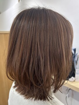 アンドゥ ヘア ファミリア(Andoux Hair familiar) くびれボブ～乾かすだけできまる～