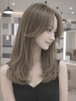 オリーブスバイネオリーブ(Olive's by neolive)&nbsp;くびれヘア_レイヤー_前髪_ハイライト_顔周り_新宿